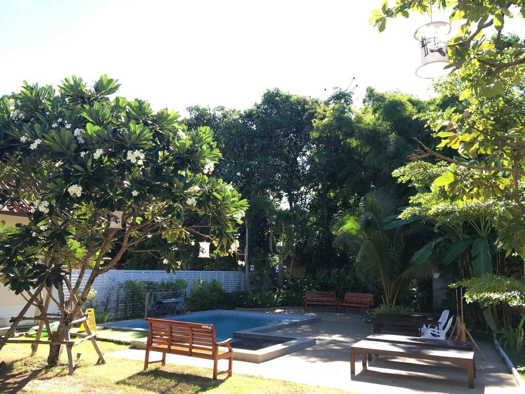 The Terminal Sukhothai Hotel Exterior photo